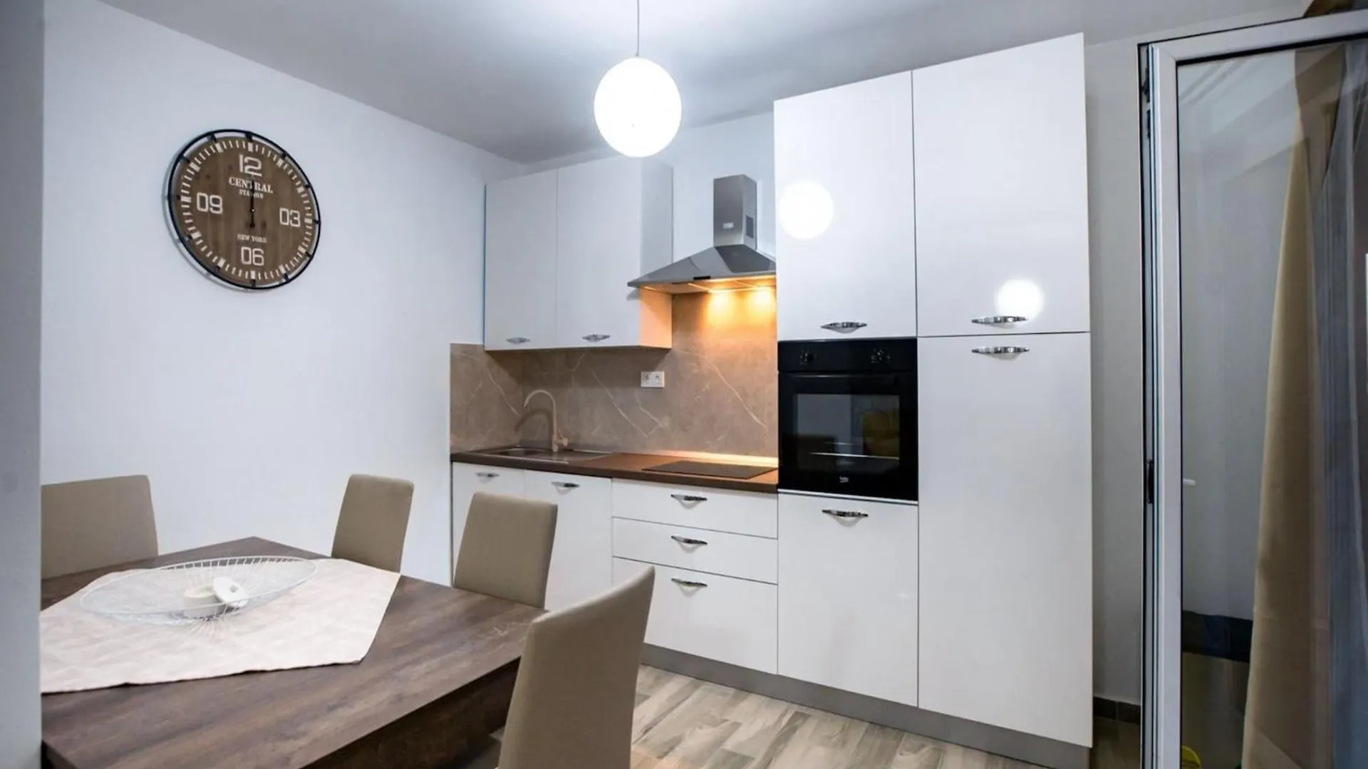 Botel Villa Gulli - Apartment Gold With Private Beach Supetarska Draga