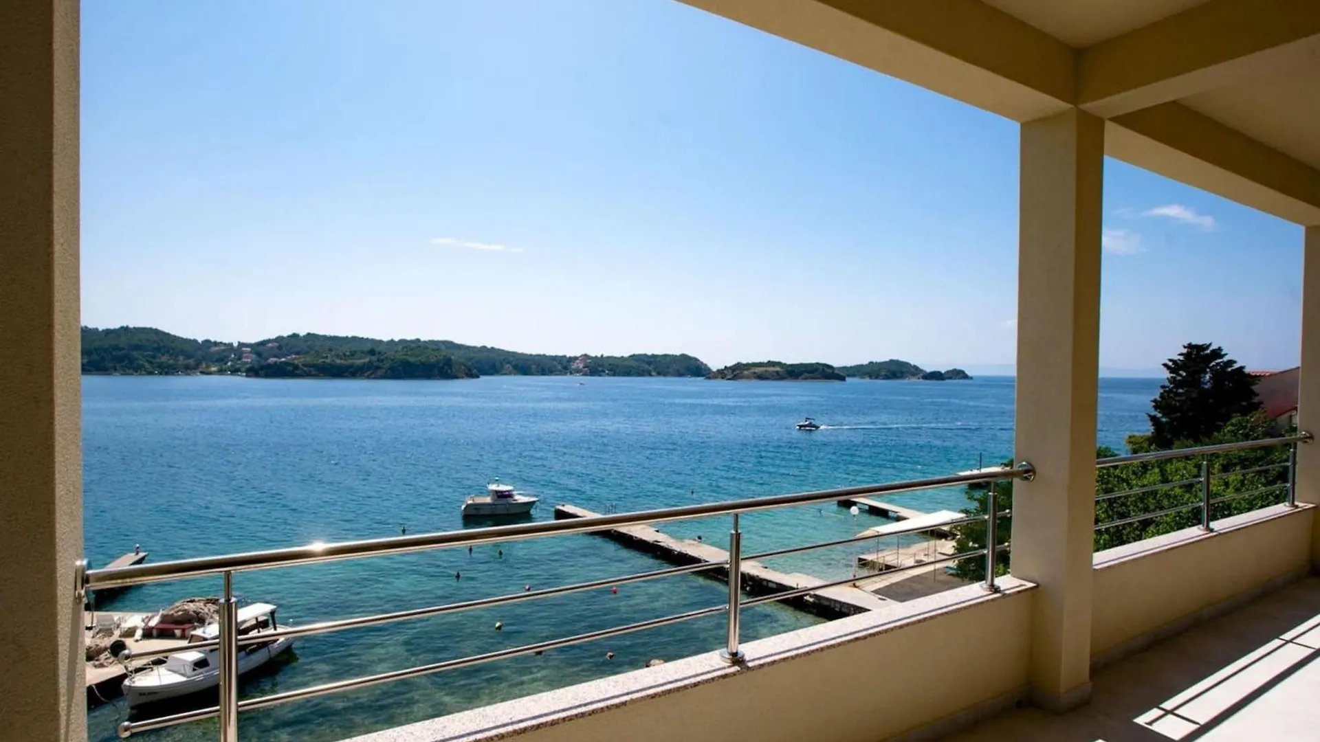Villa Gulli - Apartment Gold With Private Beach Supetarska Draga Botel