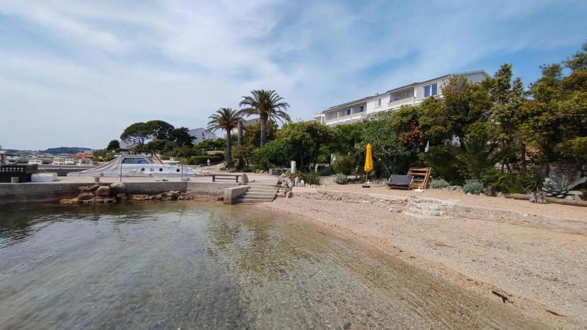 Villa Gulli - Apartment Gold With Private Beach Supetarska Draga Botel